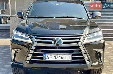 Позашляховик / Кросовер Lexus LX 2017 в Кам'янському