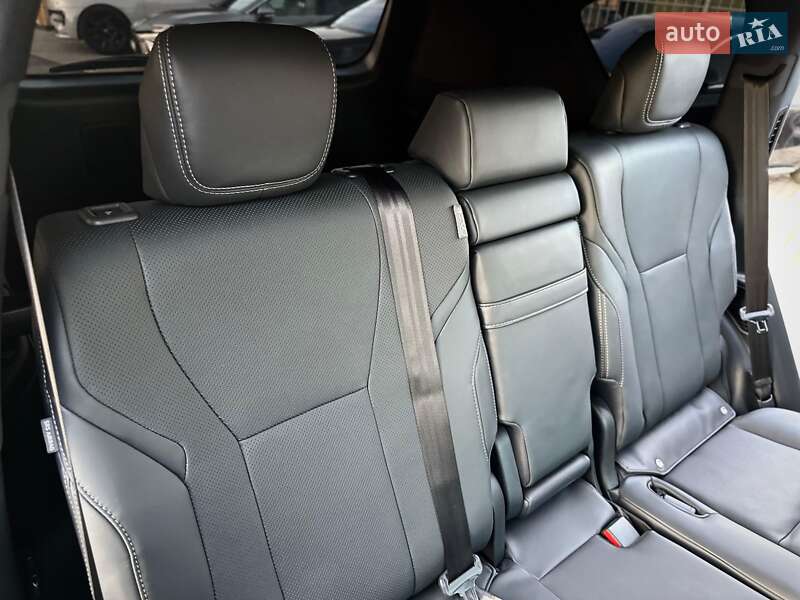 Внедорожник / Кроссовер Lexus LX 2025 в Киеве фото 23 Внедорожник / Кроссовер Lexus LX 2025 в Киеве