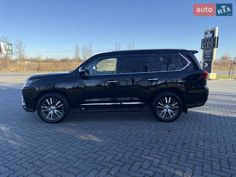 Внедорожник / Кроссовер Lexus LX 2017 в Ивано-Франковске