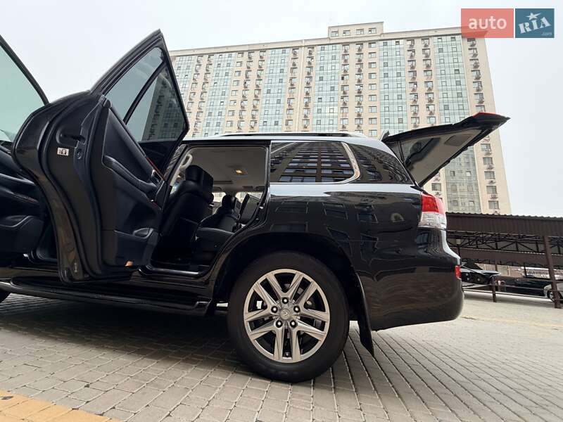 Позашляховик / Кросовер Lexus LX 2014 в Одесі фото 82 Позашляховик / Кросовер Lexus LX 2014 в Одесі