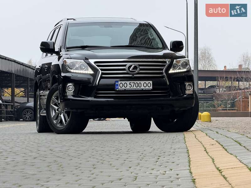 Позашляховик / Кросовер Lexus LX 2014 в Одесі фото 116 Позашляховик / Кросовер Lexus LX 2014 в Одесі