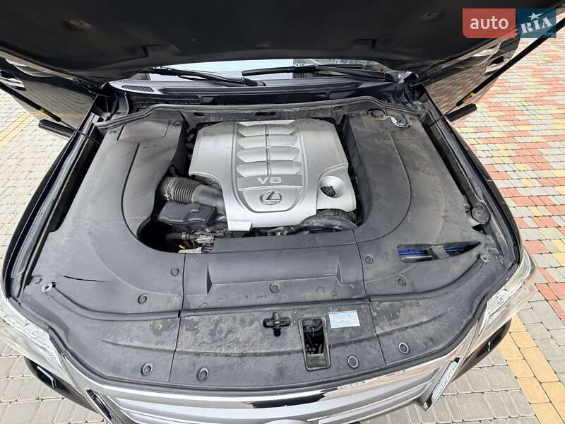 Позашляховик / Кросовер Lexus LX 2014 в Одесі фото 172 Позашляховик / Кросовер Lexus LX 2014 в Одесі