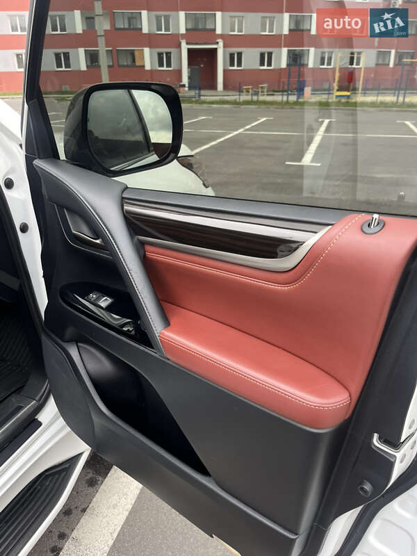 Позашляховик / Кросовер Lexus LX 2017 в Харкові фото 11 Позашляховик / Кросовер Lexus LX 2017 в Харкові