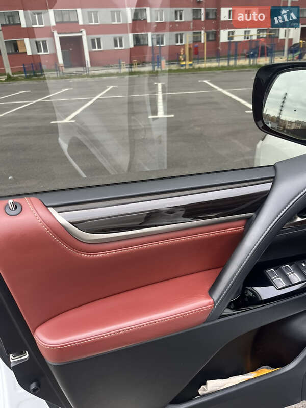 Позашляховик / Кросовер Lexus LX 2017 в Харкові фото 19 Позашляховик / Кросовер Lexus LX 2017 в Харкові