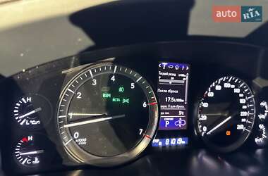 Внедорожник / Кроссовер Lexus LX 2015 в Киеве