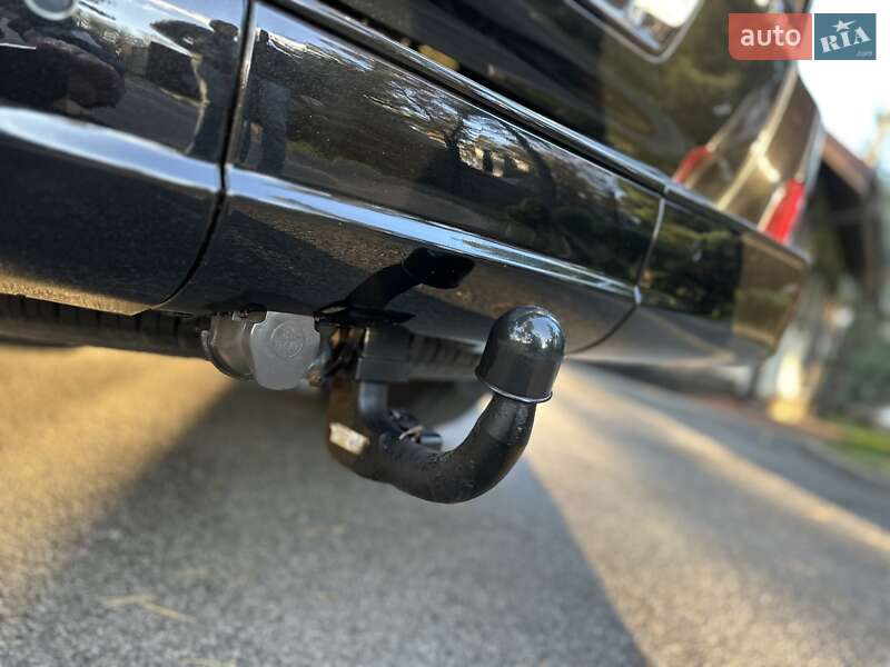 Позашляховик / Кросовер Lexus LX 2015 в Києві