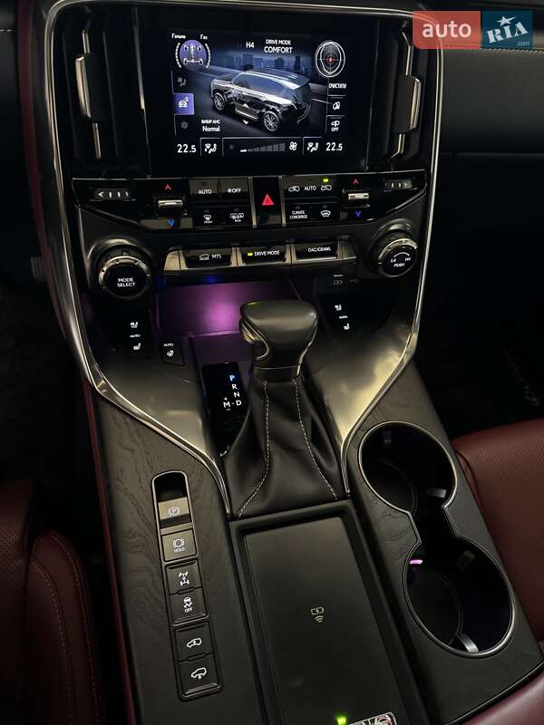 Позашляховик / Кросовер Lexus LX 2023 в Трускавці