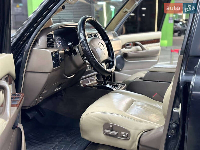 Позашляховик / Кросовер Lexus LX 1996 в Києві