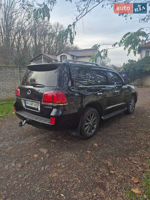 Позашляховик / Кросовер Lexus LX 2011 в Одесі