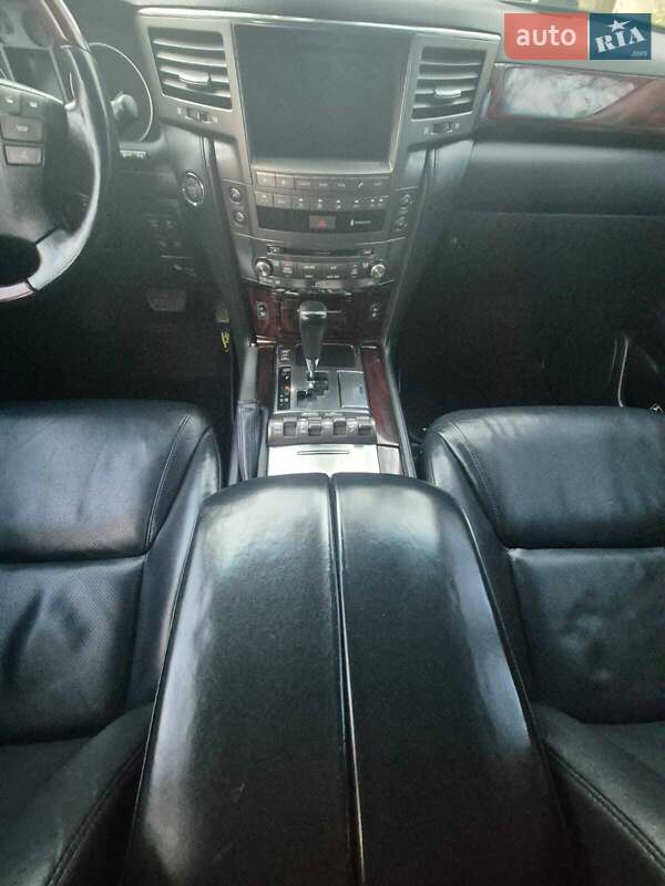 Позашляховик / Кросовер Lexus LX 2011 в Одесі