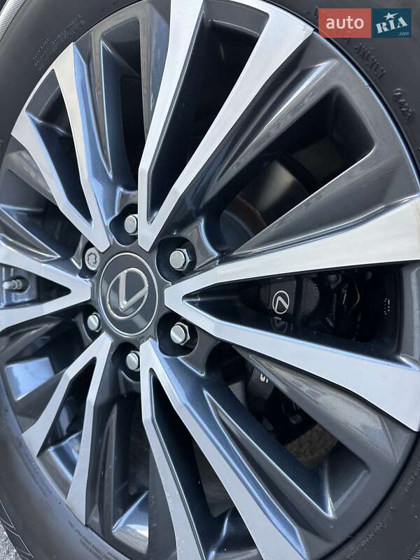 Позашляховик / Кросовер Lexus LX 2022 в Києві