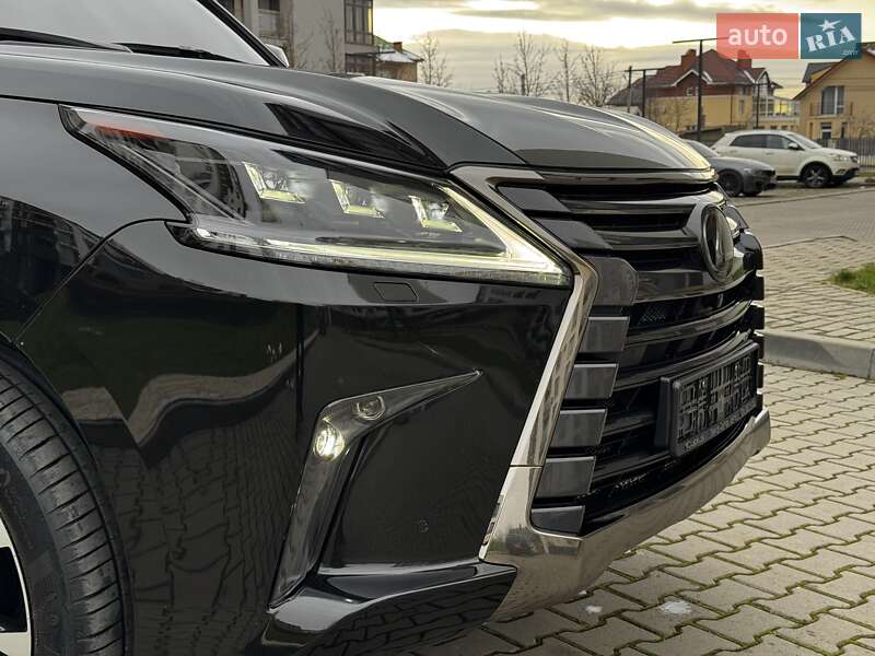 Позашляховик / Кросовер Lexus LX 2020 в Івано-Франківську