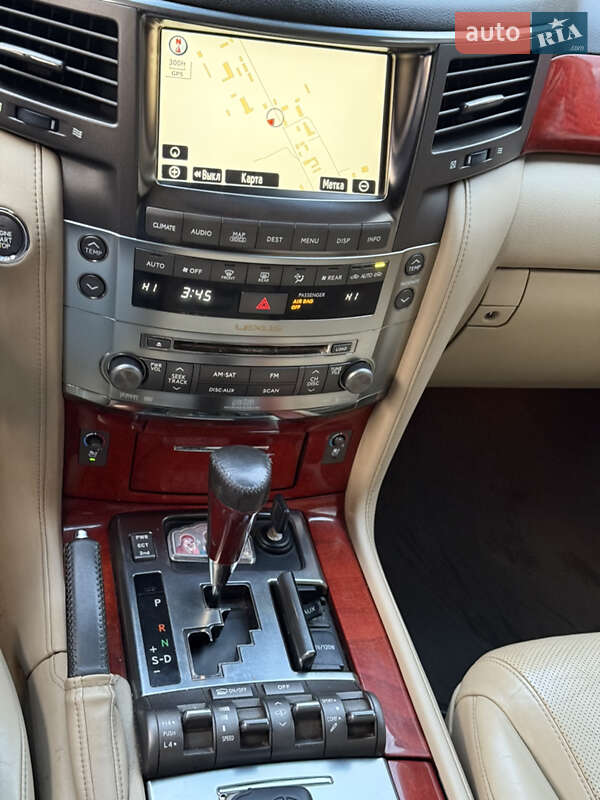 Позашляховик / Кросовер Lexus LX 2008 в Хмельницькому