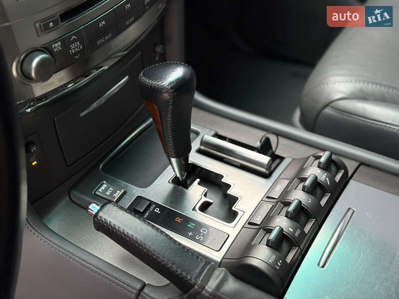 Внедорожник / Кроссовер Lexus LX 2008 в Днепре