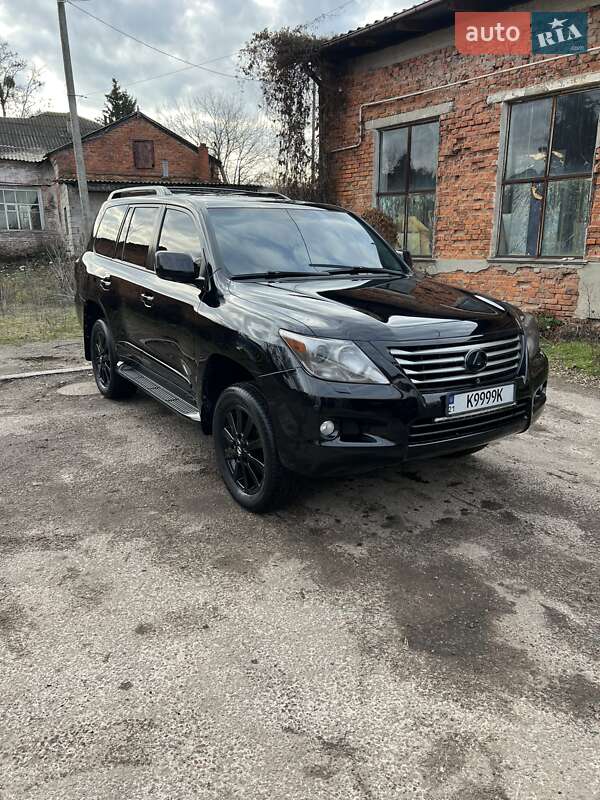 Lexus LX 2008
