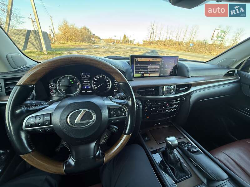 Внедорожник / Кроссовер Lexus LX 2017 в Ивано-Франковске фото 26 Внедорожник / Кроссовер Lexus LX 2017 в Ивано-Франковске