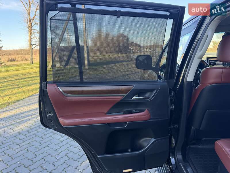 Внедорожник / Кроссовер Lexus LX 2017 в Ивано-Франковске фото 30 Внедорожник / Кроссовер Lexus LX 2017 в Ивано-Франковске