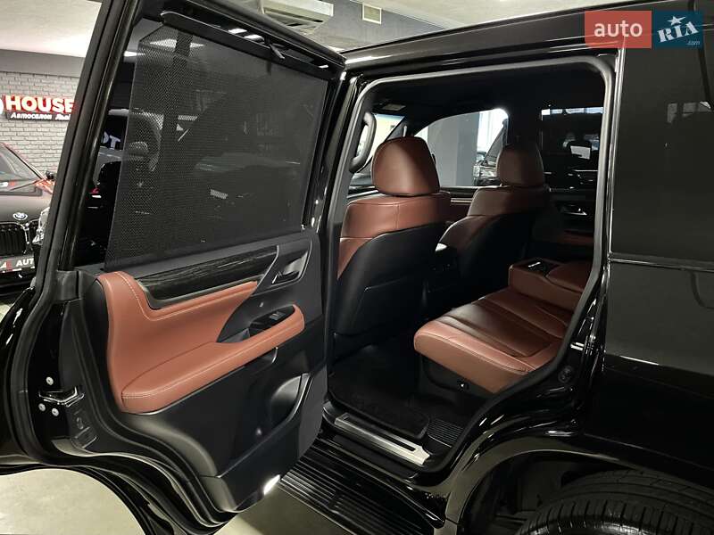 Внедорожник / Кроссовер Lexus LX 2018 в Львове