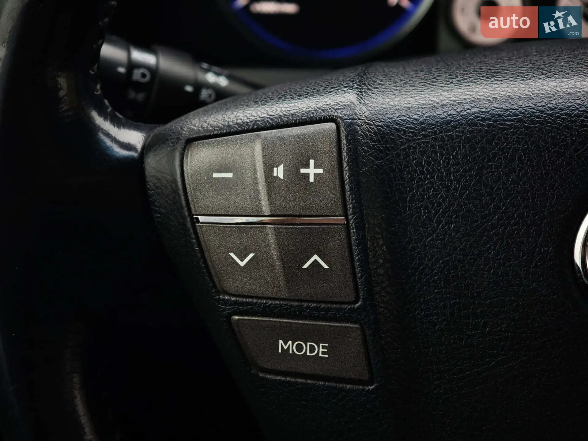 2011 Lexus LX - мініатюра 28