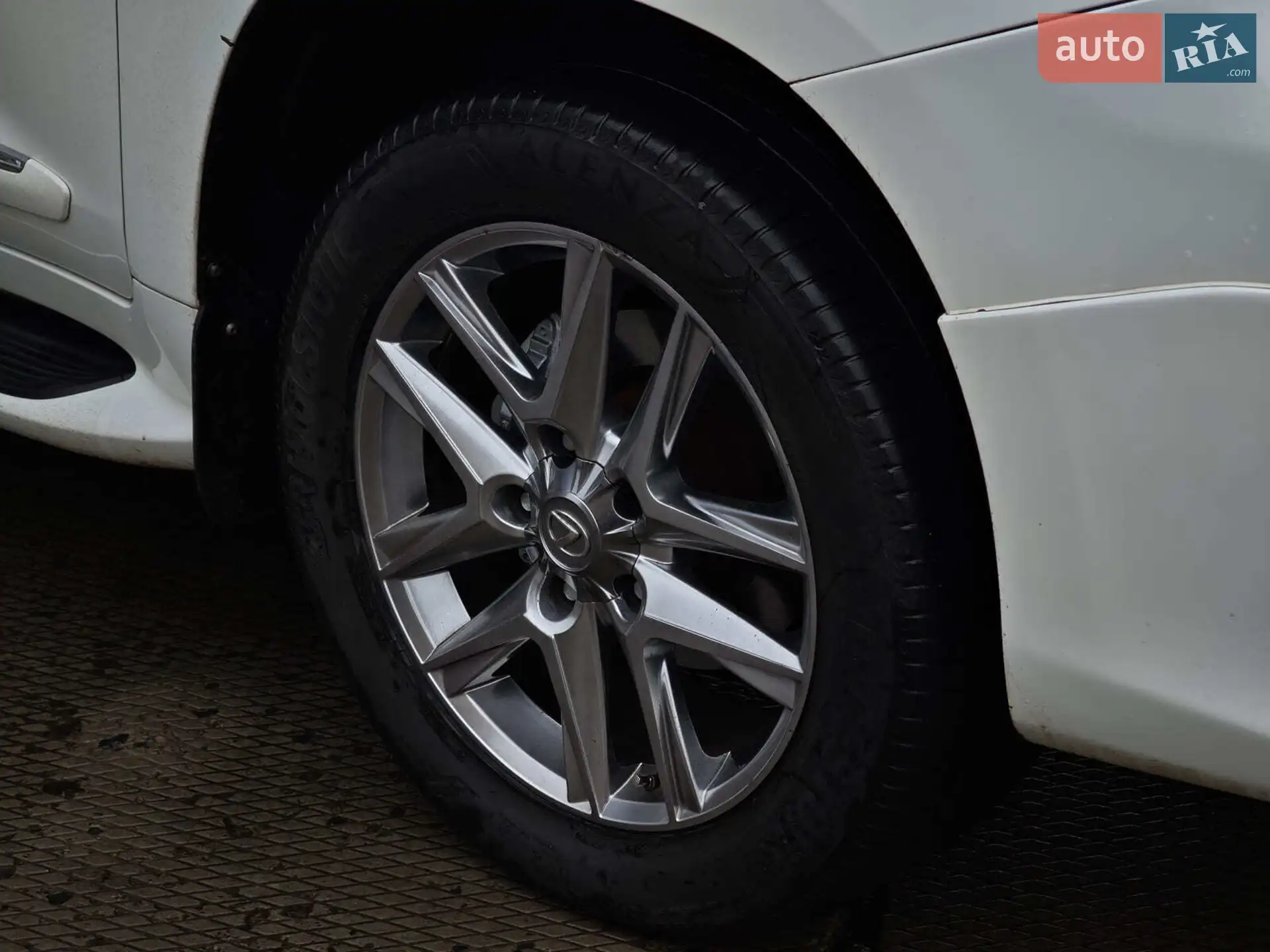 2011 Lexus LX - мініатюра 7