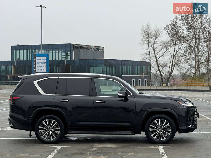 Внедорожник / Кроссовер Lexus LX 2023 в Киеве