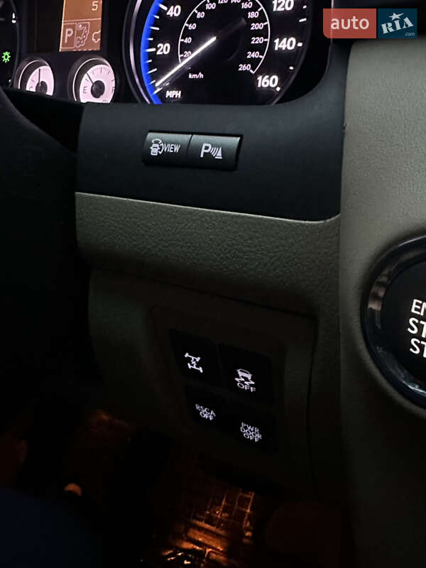 Внедорожник / Кроссовер Lexus LX 2008 в Днепре