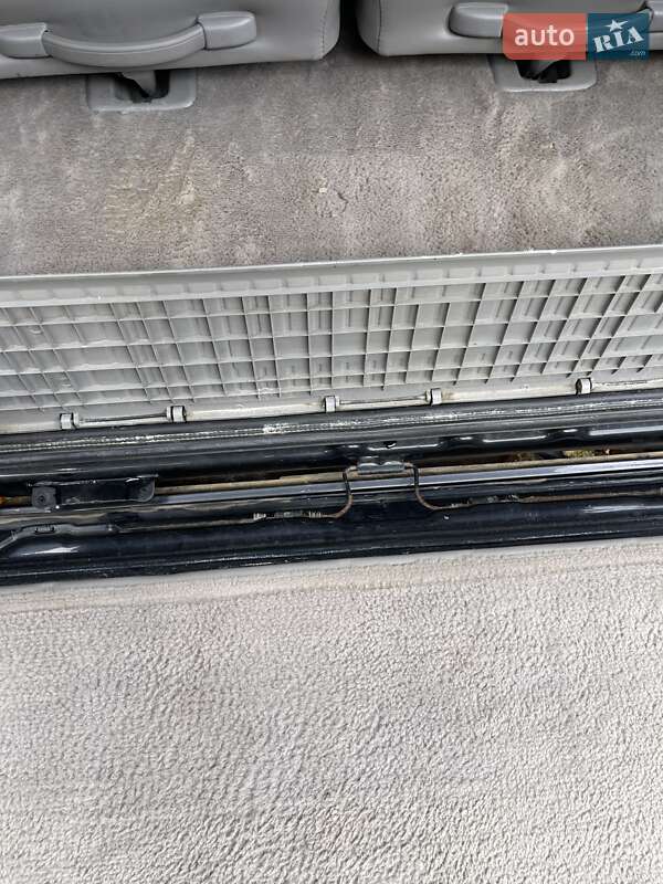 Позашляховик / Кросовер Lexus LX 2004 в Косові