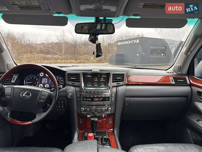 Внедорожник / Кроссовер Lexus LX 2008 в Львове