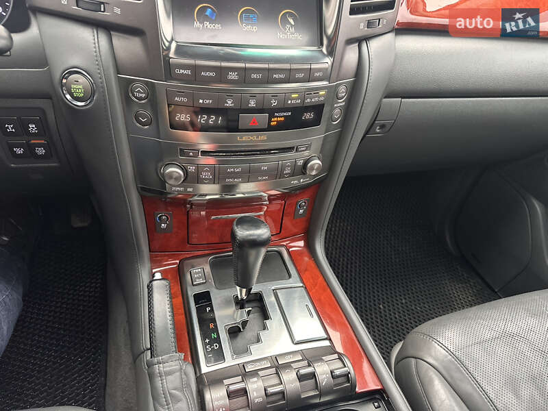 Внедорожник / Кроссовер Lexus LX 2008 в Львове