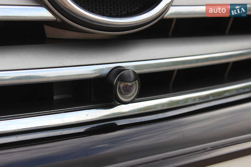 Внедорожник / Кроссовер Lexus LX 2010 в Днепре