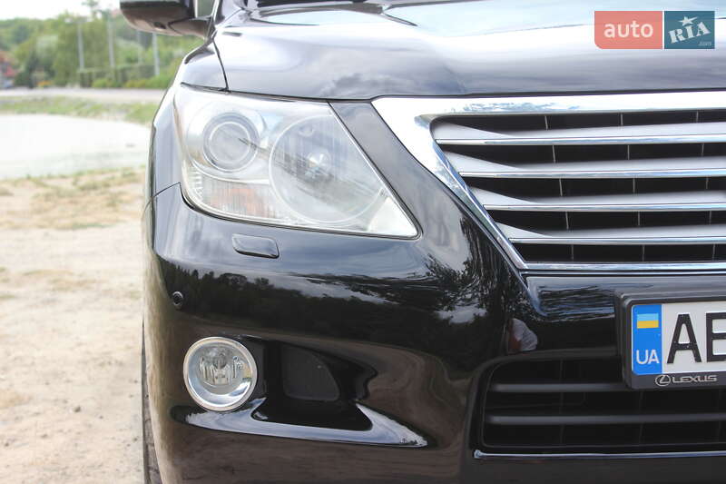 Внедорожник / Кроссовер Lexus LX 2010 в Днепре