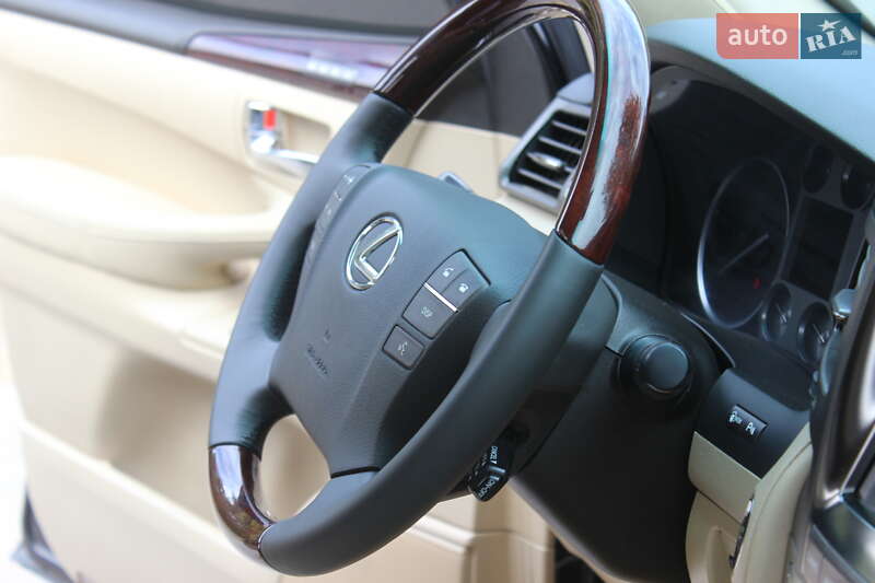 Внедорожник / Кроссовер Lexus LX 2010 в Днепре