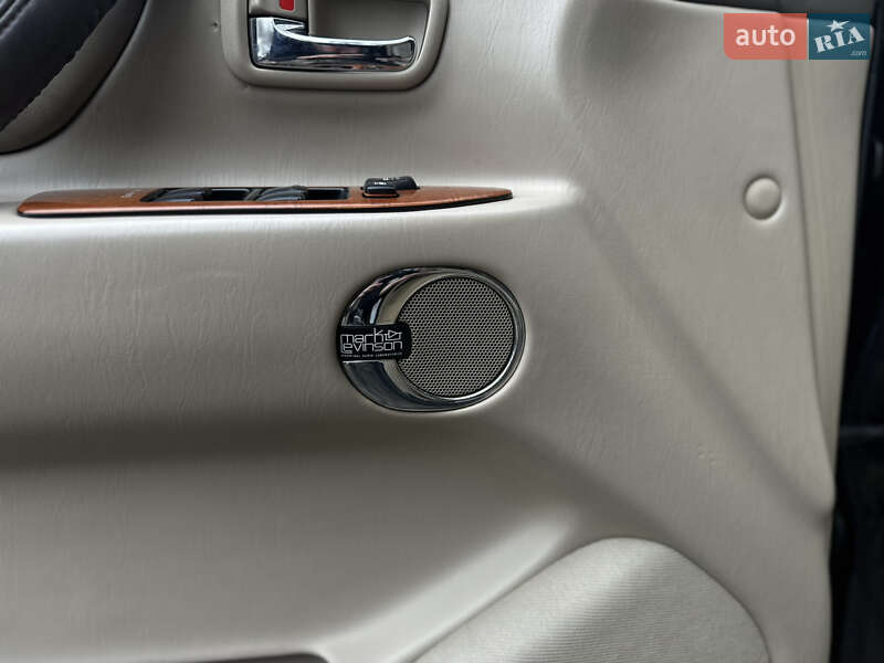 Внедорожник / Кроссовер Lexus LX 2004 в Ивано-Франковске