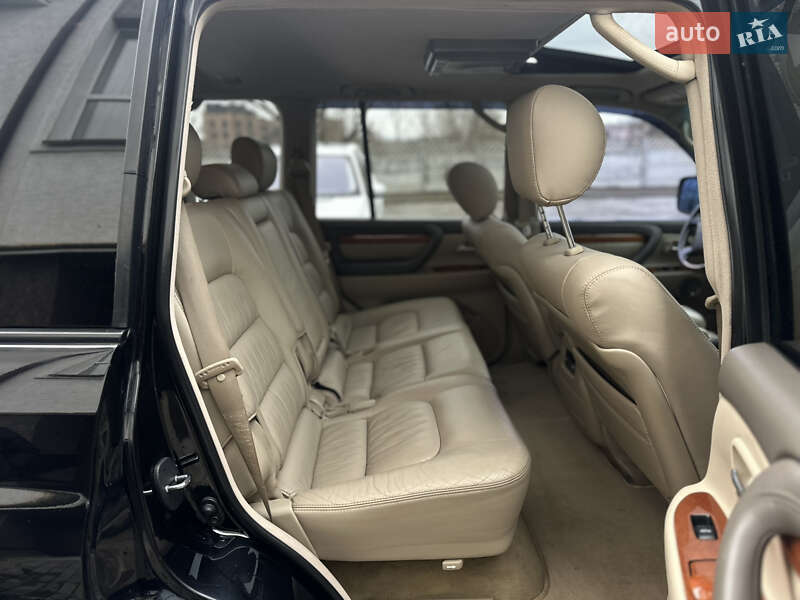 Внедорожник / Кроссовер Lexus LX 2004 в Ивано-Франковске