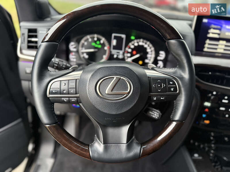 Внедорожник / Кроссовер Lexus LX 2016 в Белой Церкви фото 25 Внедорожник / Кроссовер Lexus LX 2016 в Белой Церкви