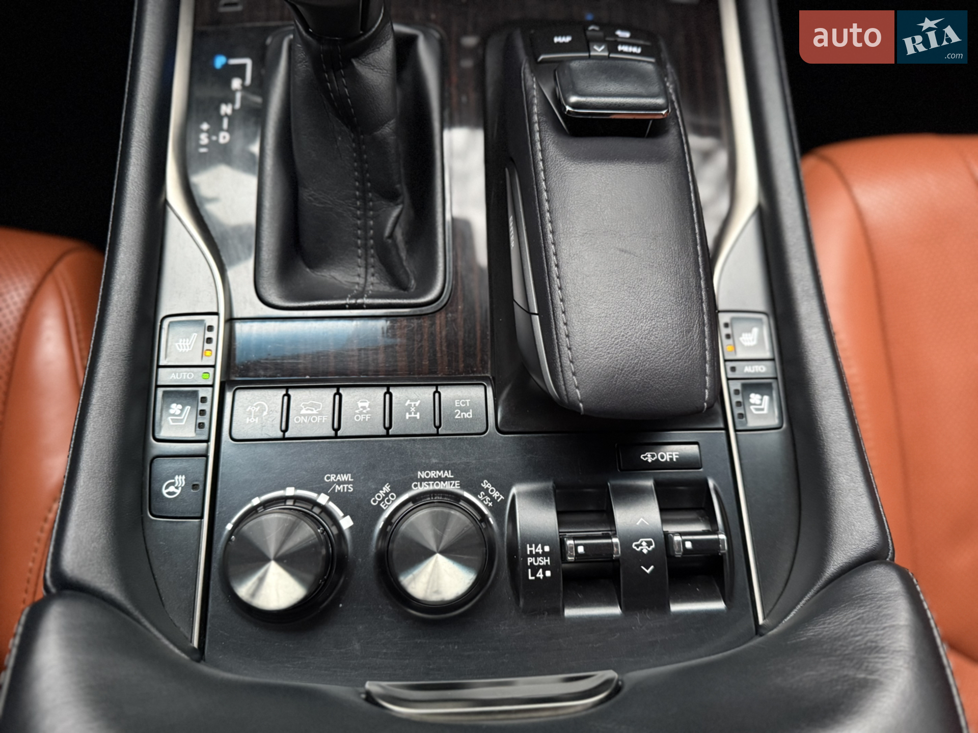 2016 Lexus LX - мініатюра 31