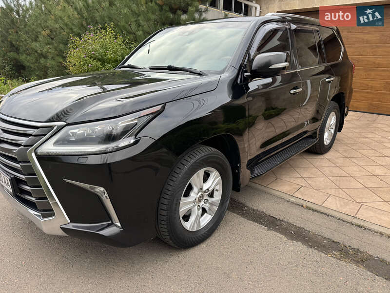 Внедорожник / Кроссовер Lexus LX 2016 в Одессе фото 2 Внедорожник / Кроссовер Lexus LX 2016 в Одессе