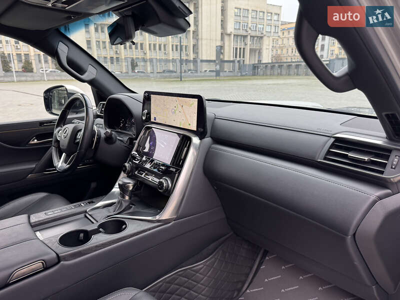 Внедорожник / Кроссовер Lexus LX 2022 в Киеве