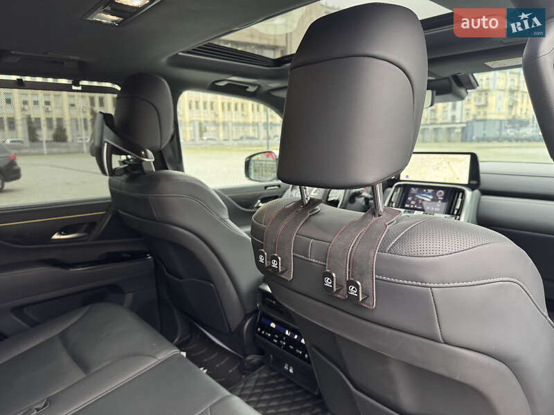 Внедорожник / Кроссовер Lexus LX 2022 в Киеве