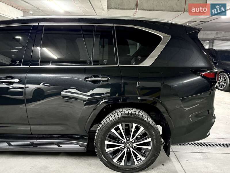 Внедорожник / Кроссовер Lexus LX 2025 в Днепре фото 6 Внедорожник / Кроссовер Lexus LX 2025 в Днепре