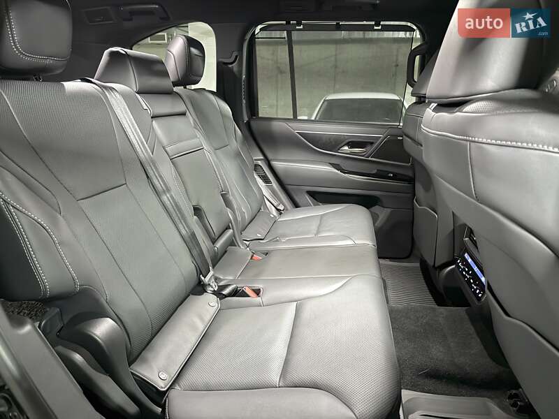 Внедорожник / Кроссовер Lexus LX 2025 в Днепре фото 39 Внедорожник / Кроссовер Lexus LX 2025 в Днепре