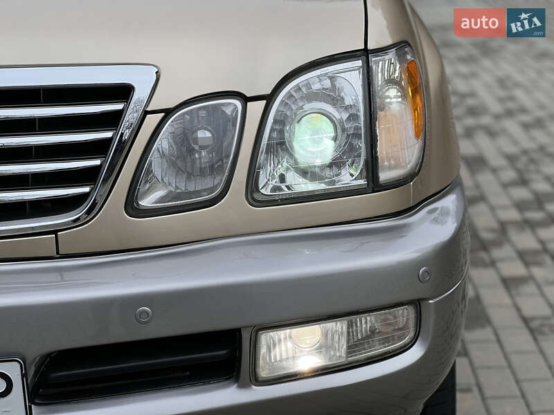 Внедорожник / Кроссовер Lexus LX 2001 в Сваляве фото 23 Внедорожник / Кроссовер Lexus LX 2001 в Сваляве