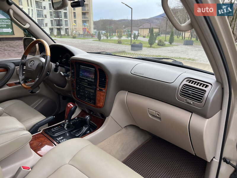 Внедорожник / Кроссовер Lexus LX 2001 в Сваляве фото 62 Внедорожник / Кроссовер Lexus LX 2001 в Сваляве