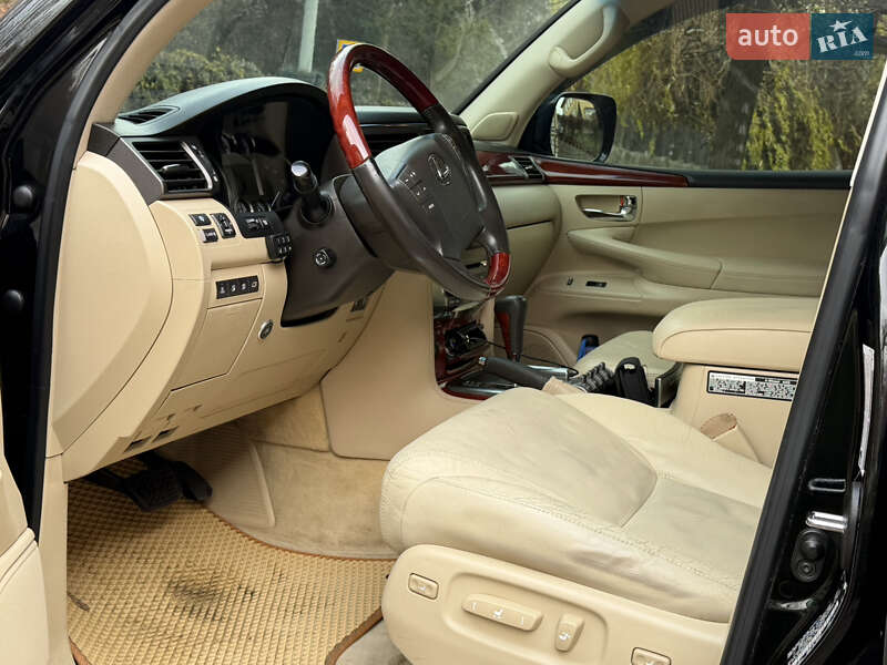 Внедорожник / Кроссовер Lexus LX 2008 в Киеве фото 11 Внедорожник / Кроссовер Lexus LX 2008 в Киеве