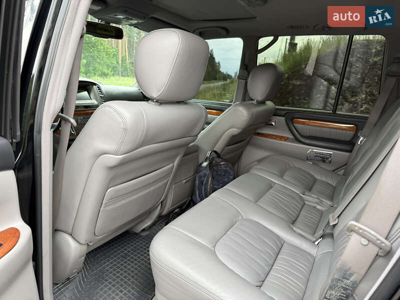 Внедорожник / Кроссовер Lexus LX 2007 в Киеве