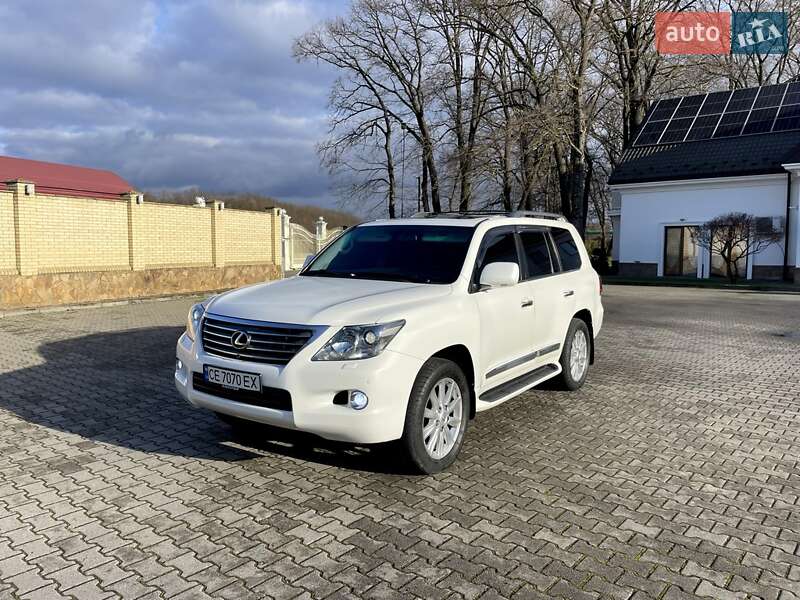 Внедорожник / Кроссовер Lexus LX 2008 в Черновцах