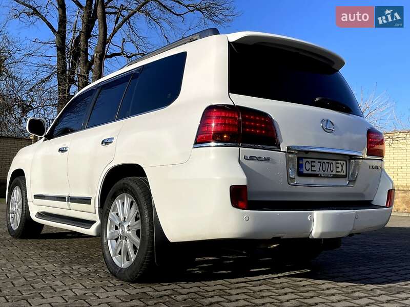 Внедорожник / Кроссовер Lexus LX 2008 в Черновцах