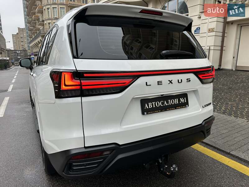 Внедорожник / Кроссовер Lexus LX 2022 в Киеве