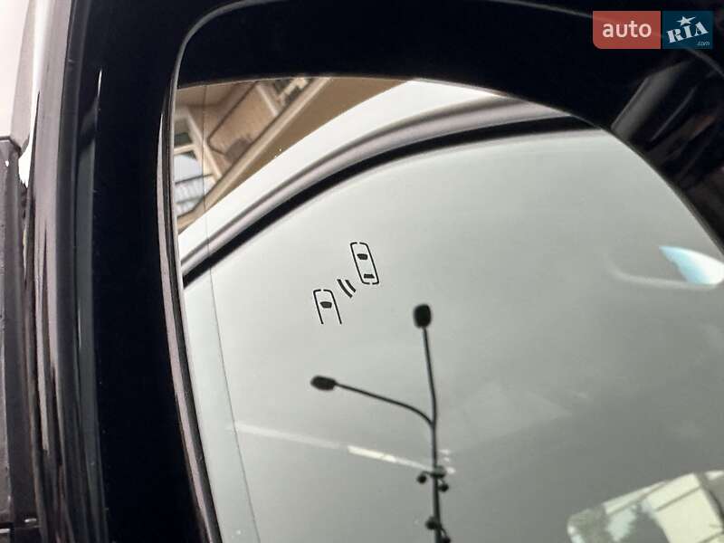 Внедорожник / Кроссовер Lexus LX 2022 в Киеве