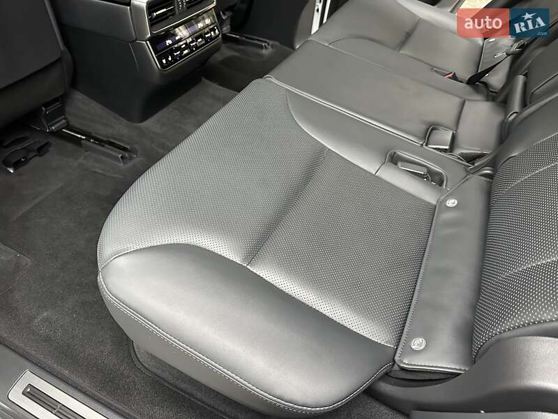 Внедорожник / Кроссовер Lexus LX 2022 в Киеве